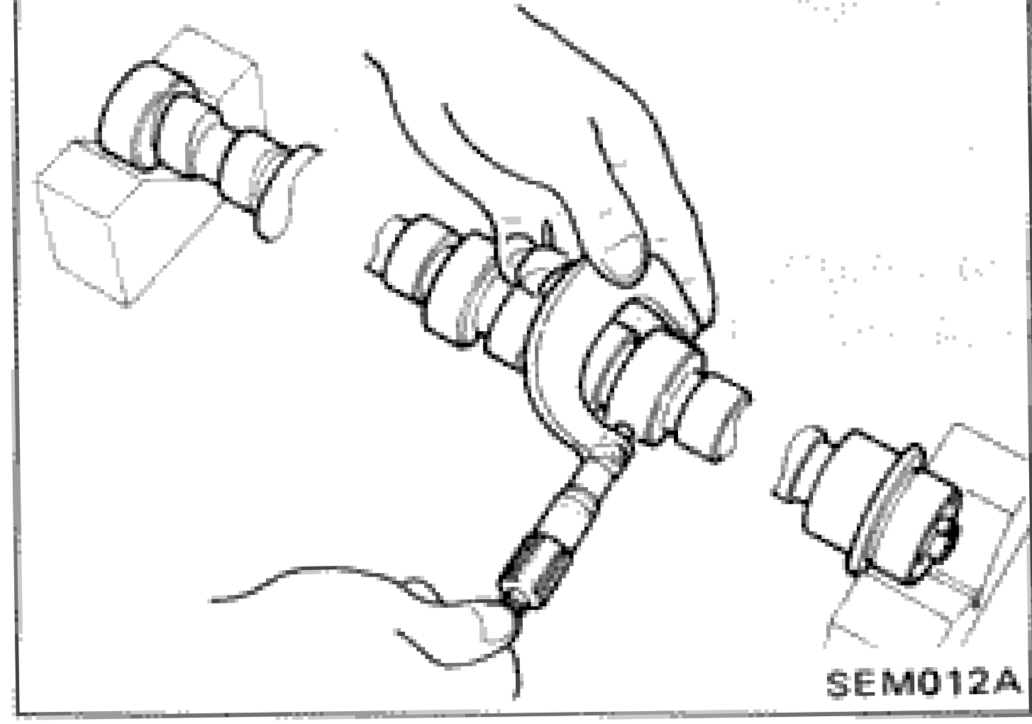 Measuring outer diameter of camshaft journal with a micrometer