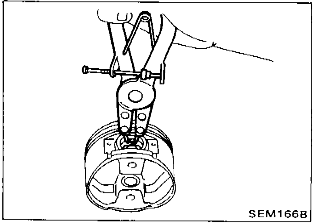 Installing snap ring on one side of piston pin hole during piston assembly