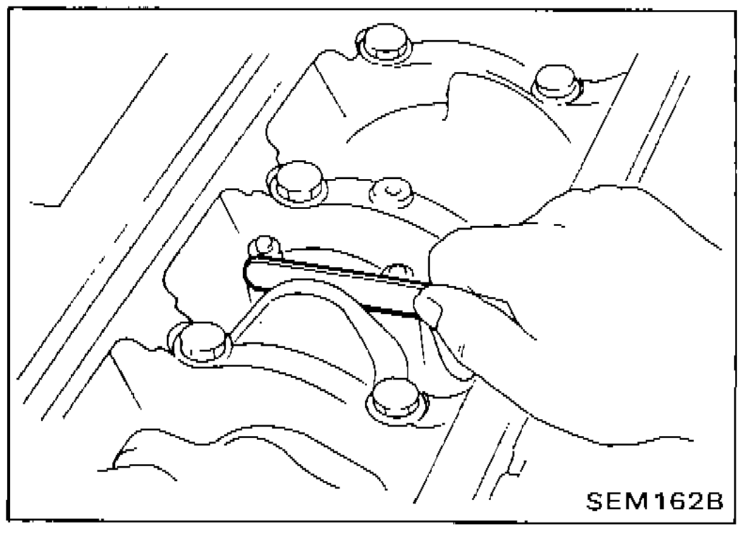 Measuring connecting rod side clearance